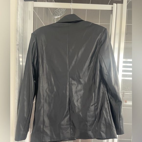 WeWoreWhat Black Faux Leather vegan 90s oversized Jacket coat femme fatale small - Picture 7 of 9